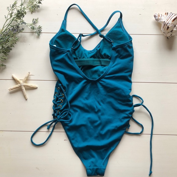 💘NWOT!! California Waves Ribbed Tie Swimsuit - Picture 5 of 8